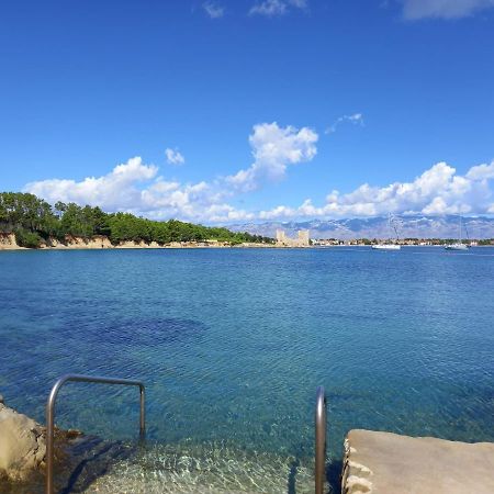 Apartmani Nella Vir Esterno foto