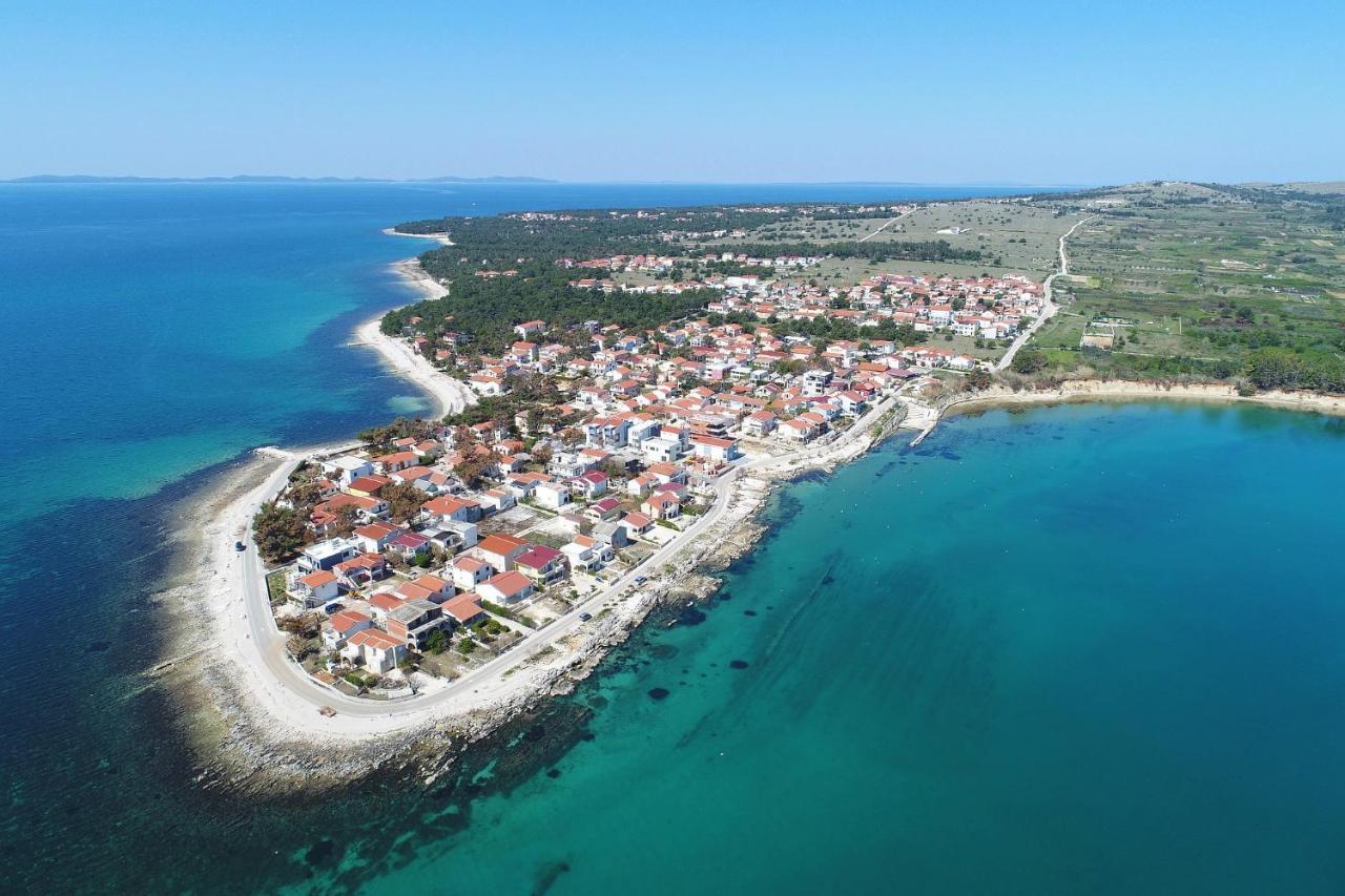 Apartmani Nella Vir Esterno foto